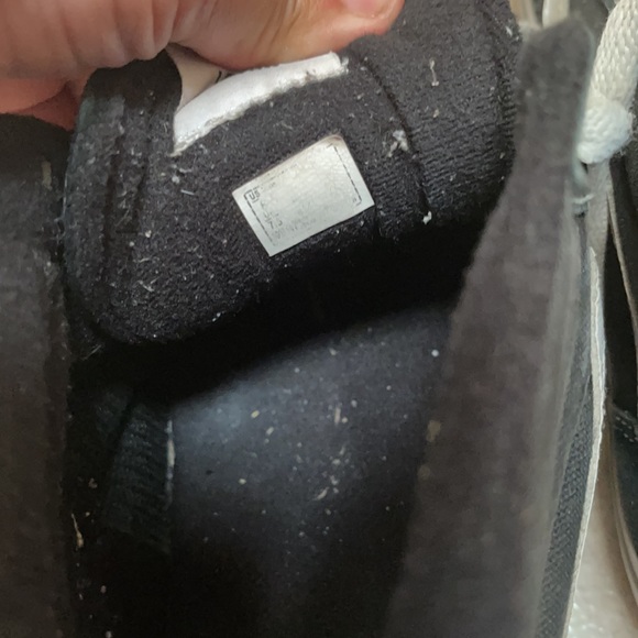 Black High Top Vans  ||   Will accept lower prices - Picture 3 of 4